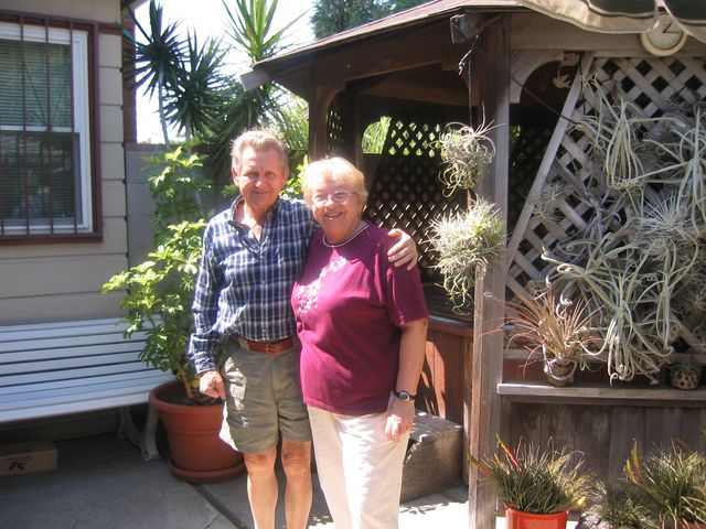 Santa Monica at the Saha family IMG_4311.JPG