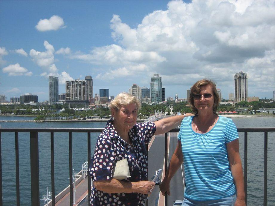 Saint Petersburg Pier  IMG 3972