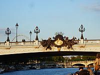 P4292634